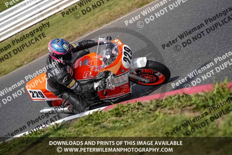 enduro digital images;event digital images;eventdigitalimages;mallory park;mallory park photographs;mallory park trackday;mallory park trackday photographs;no limits trackdays;peter wileman photography;racing digital images;trackday digital images;trackday photos